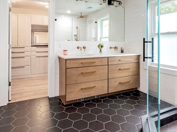Winchester, MA en suite